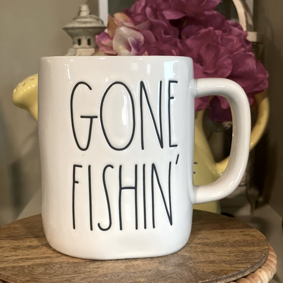 Rae Dunn Gone Fishin’ 🎣 Mug